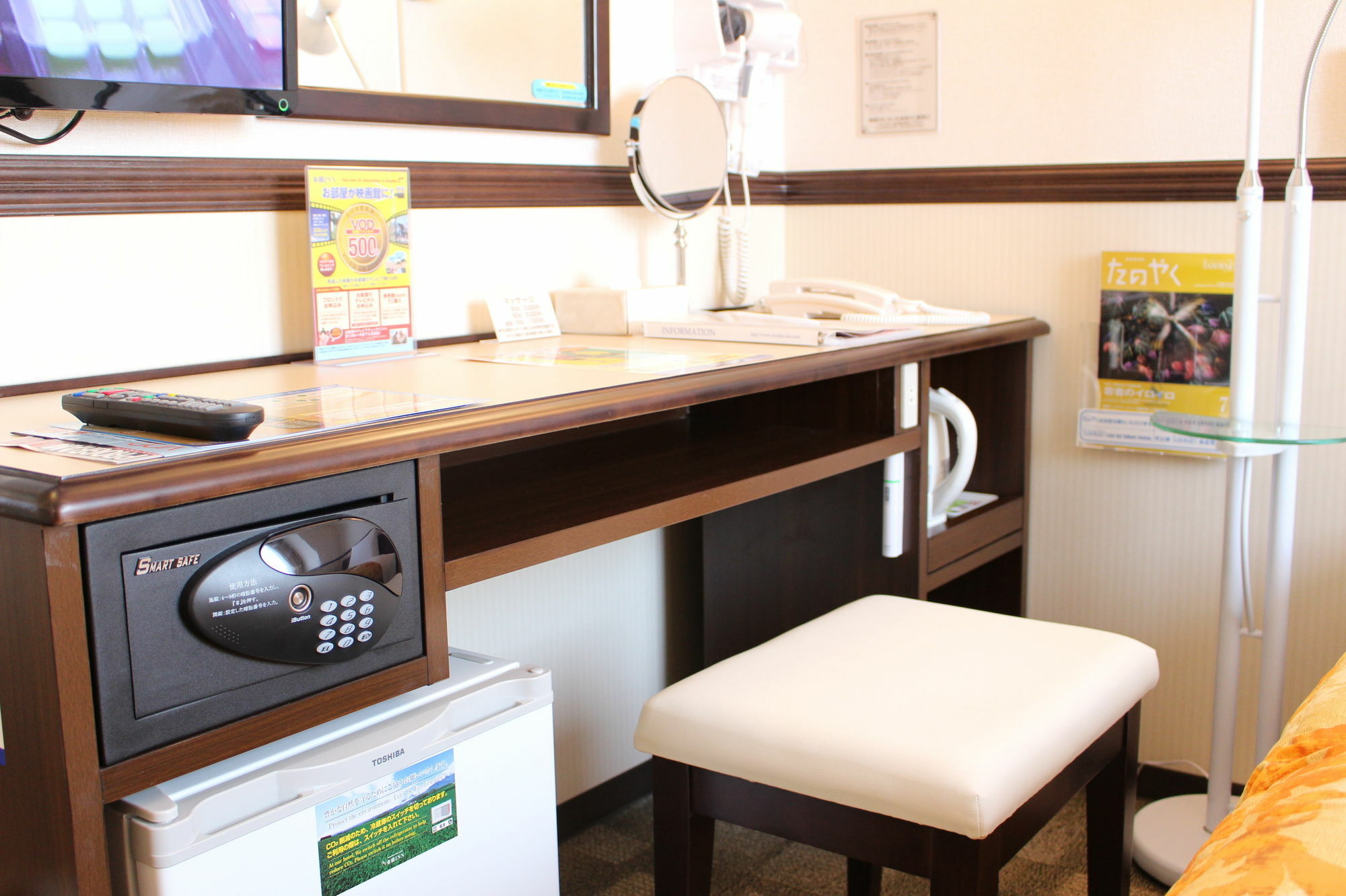Toyoko Inn Sendai-Eki Nishi-Guchi Chuo Exteriör bild
